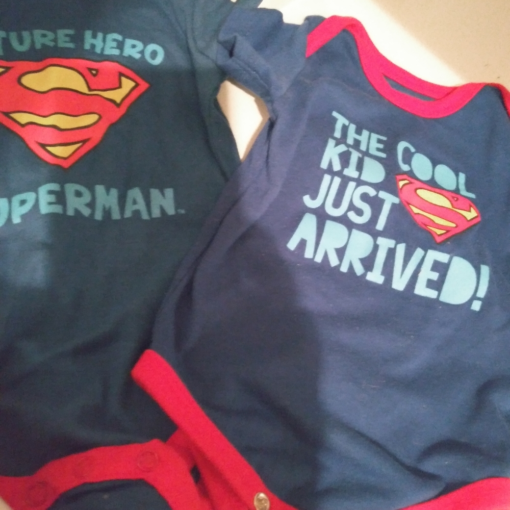 Superman DC Comic oneies 2 size. 6_9 month